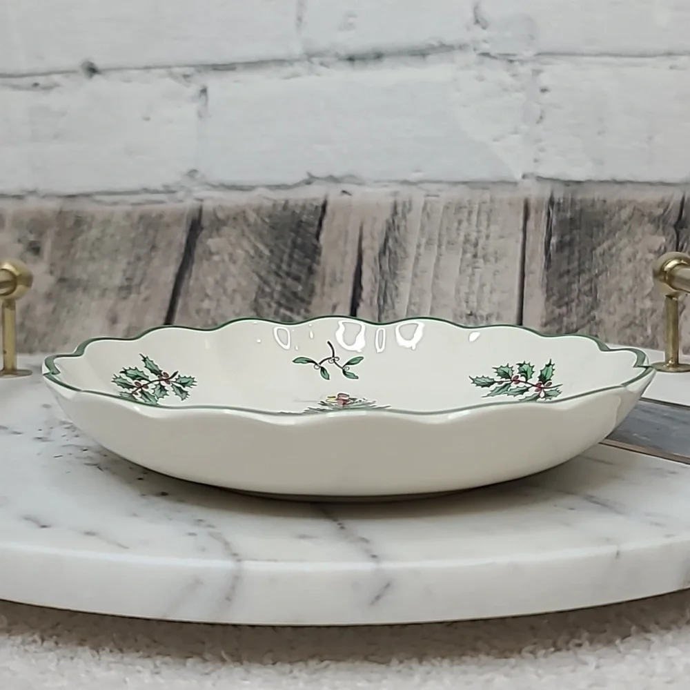 Spode Christmas Tree Vintage Collectible Small Round Scalloped/Fluted Platter